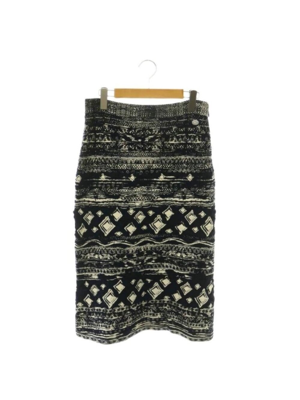 Chanel All Over Print CC Logo Fukure Knit Skirt Fitted Jacquard Navy White 38